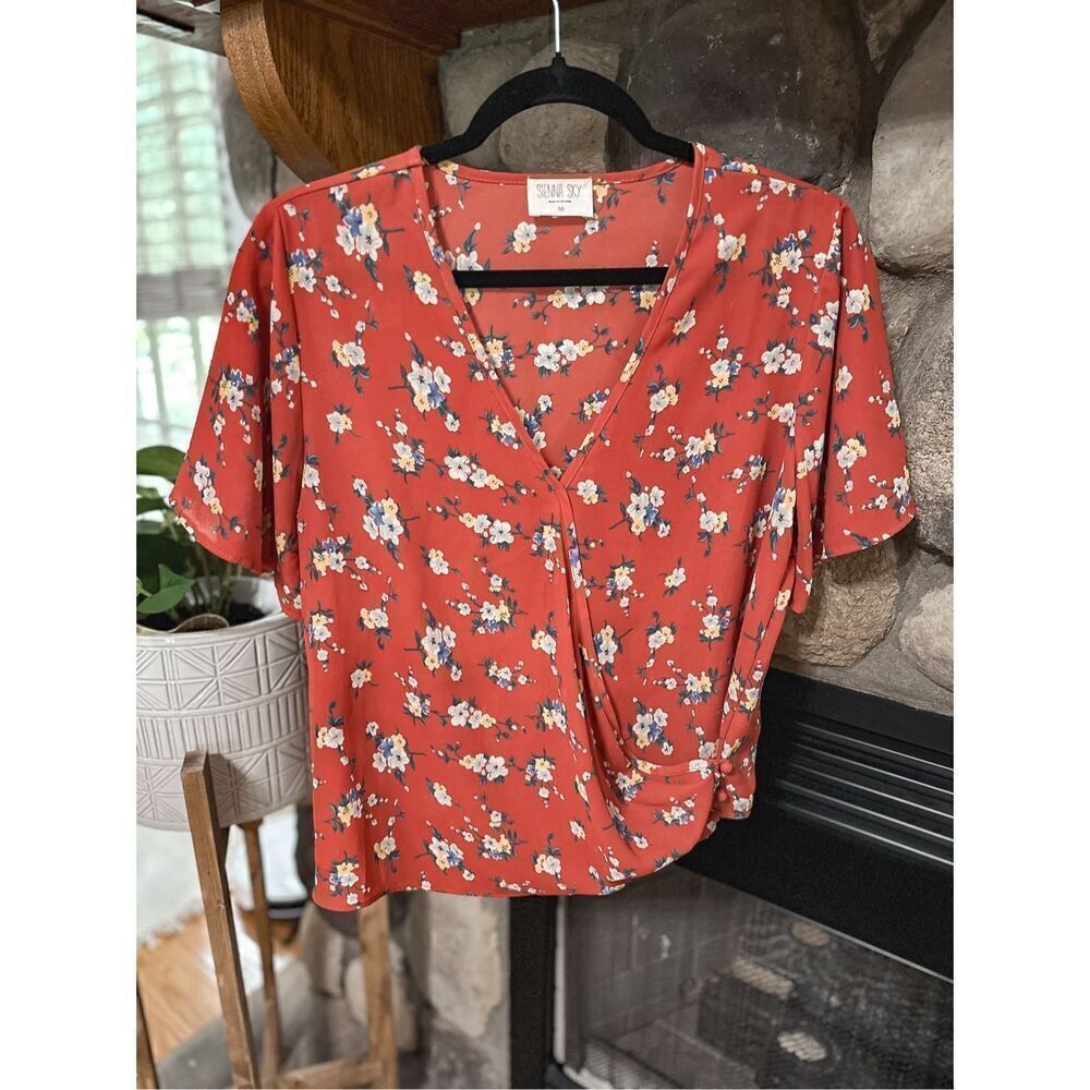 Sienna Sky floral top
